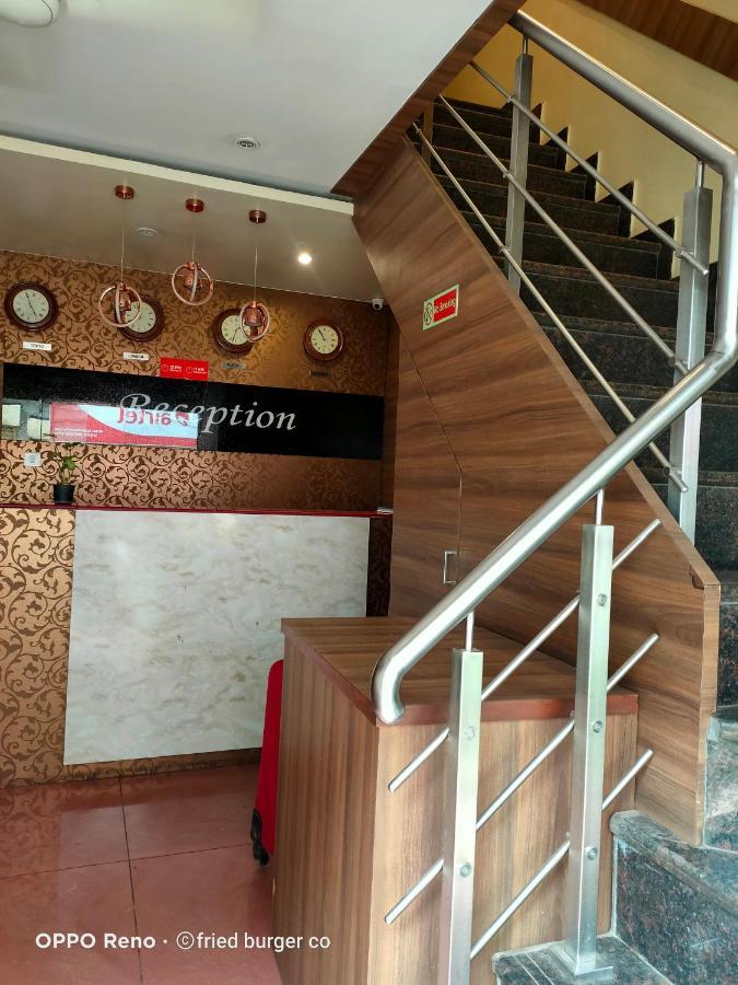 Aster Hotel Near Mumbai Airport Zewnętrze zdjęcie